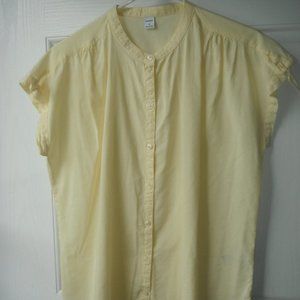 3/$15 Old Navy  Pale yellow cap sleeve blouse; Med